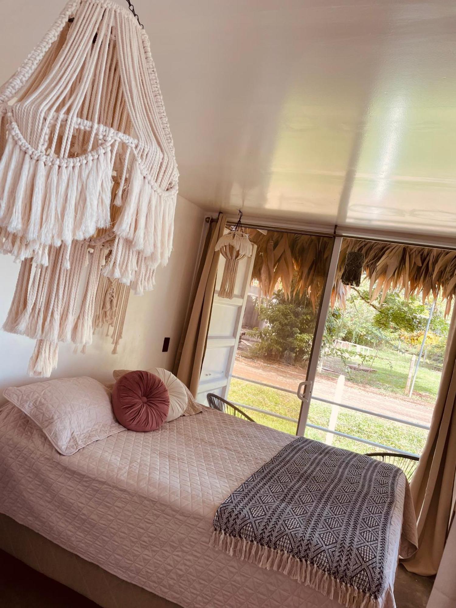 Bed and Breakfast Casa Luce Puerto Viejo de Talamanca Exteriér fotografie